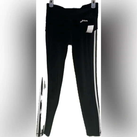 - Climate controlled adidas size small ladies leggings / yoga pants… - Picture 2 of 16